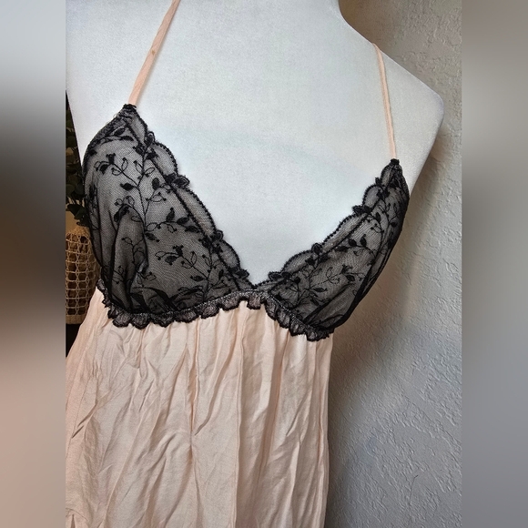 Victoria's Secret Black and Cream Lace Babydoll Nightgown Size M - Picture 7 of 7